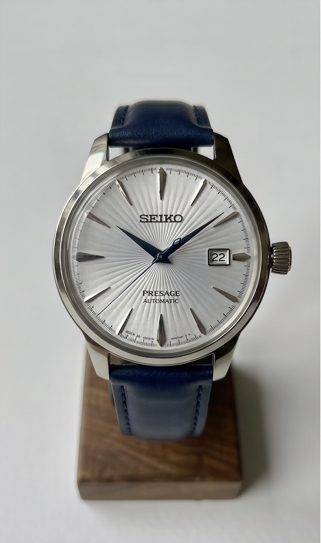 Presage White
