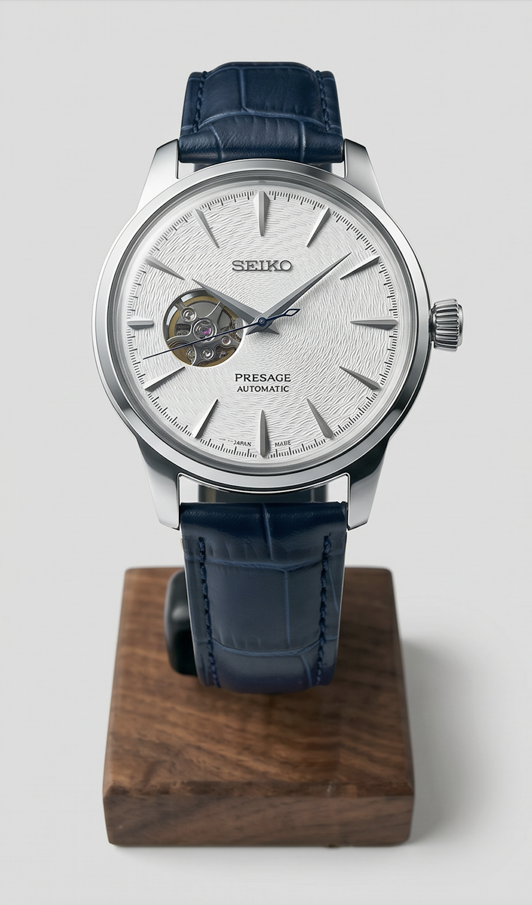 Presage White
